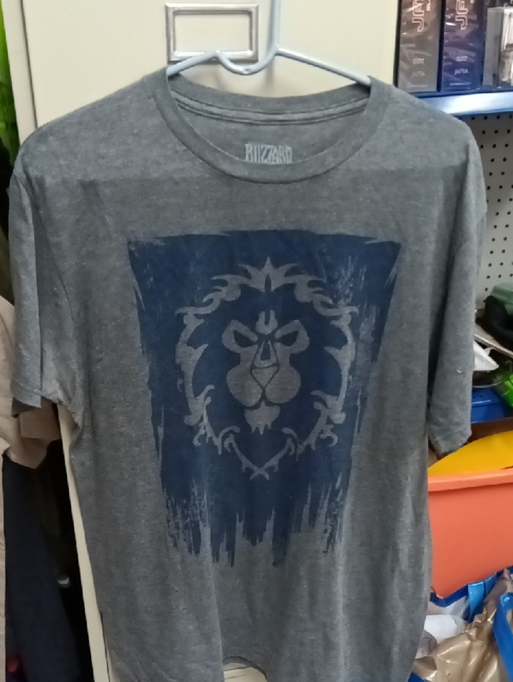 Blizzard Gray Short-Sleeve Tee with Navy Lion Crest